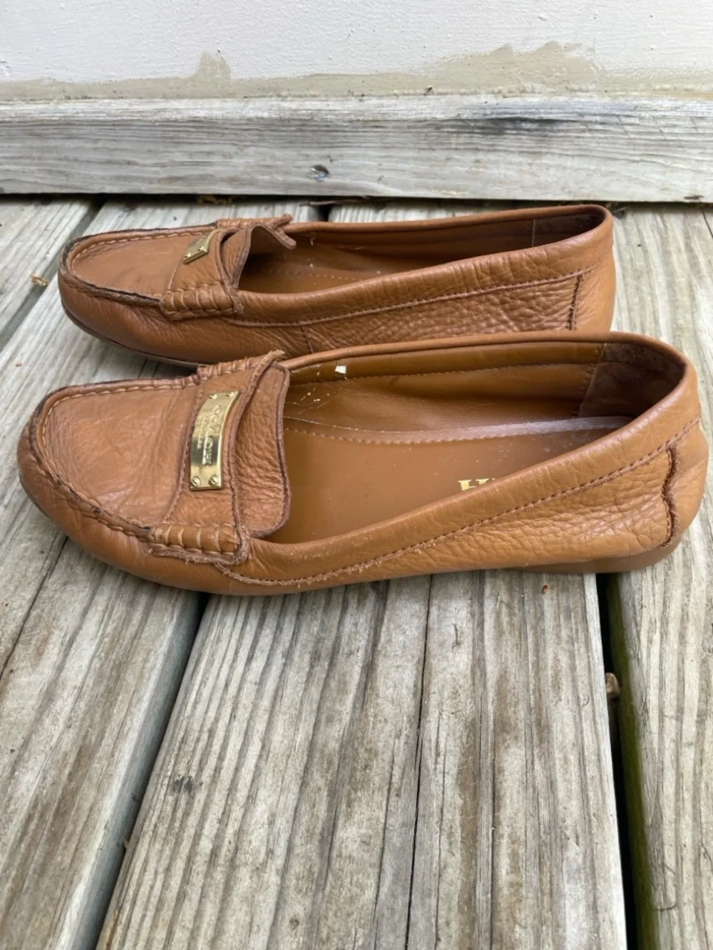 Coach BrownLeather Moccasin Driving Loafers Gold Logo Plaque Women’s Size 6.5